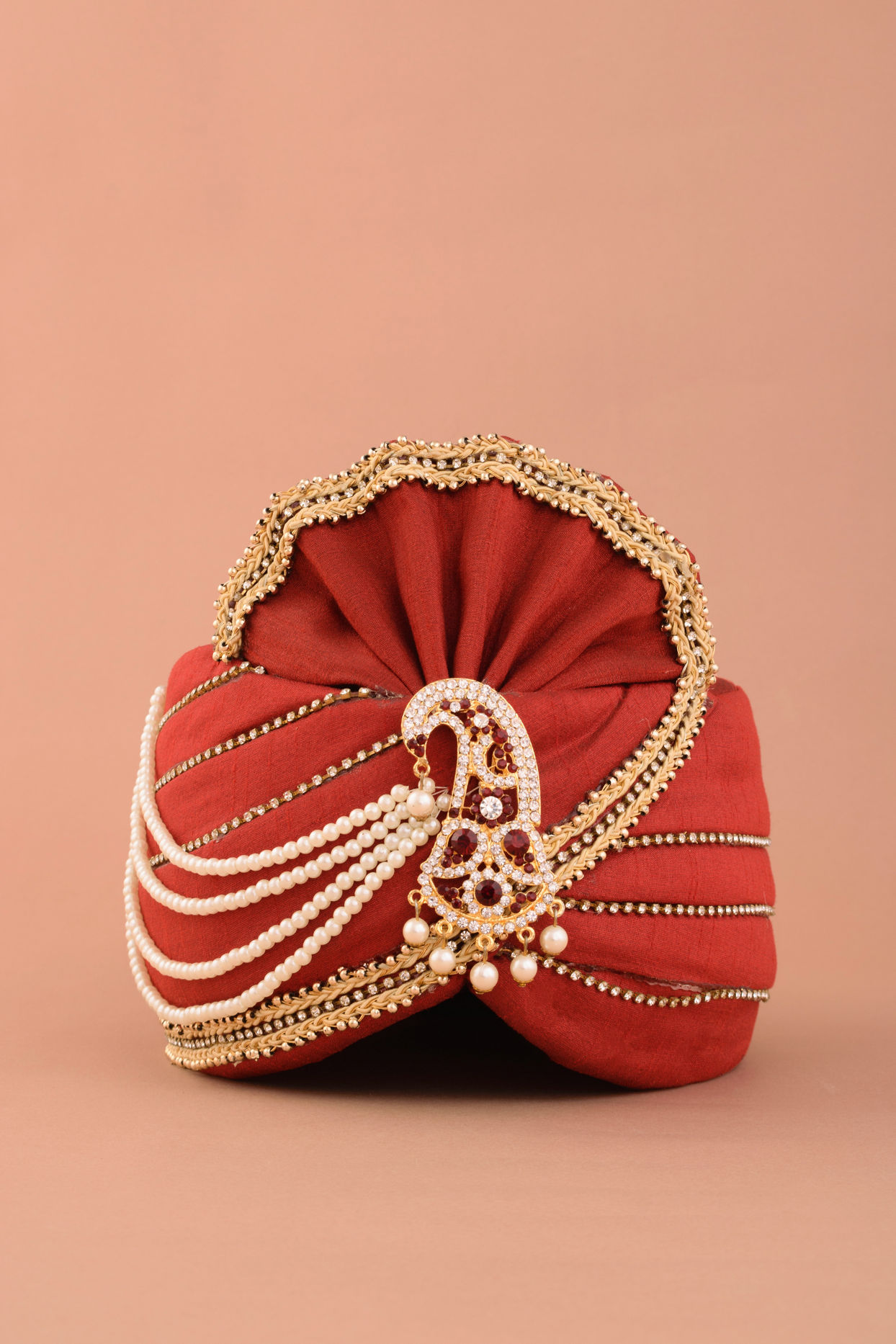 Safa brooch hot sale